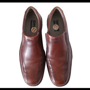 Clarks Men's Brown Leather Slip-on Dress Shoes Size 11M Classic Comfort Loafers